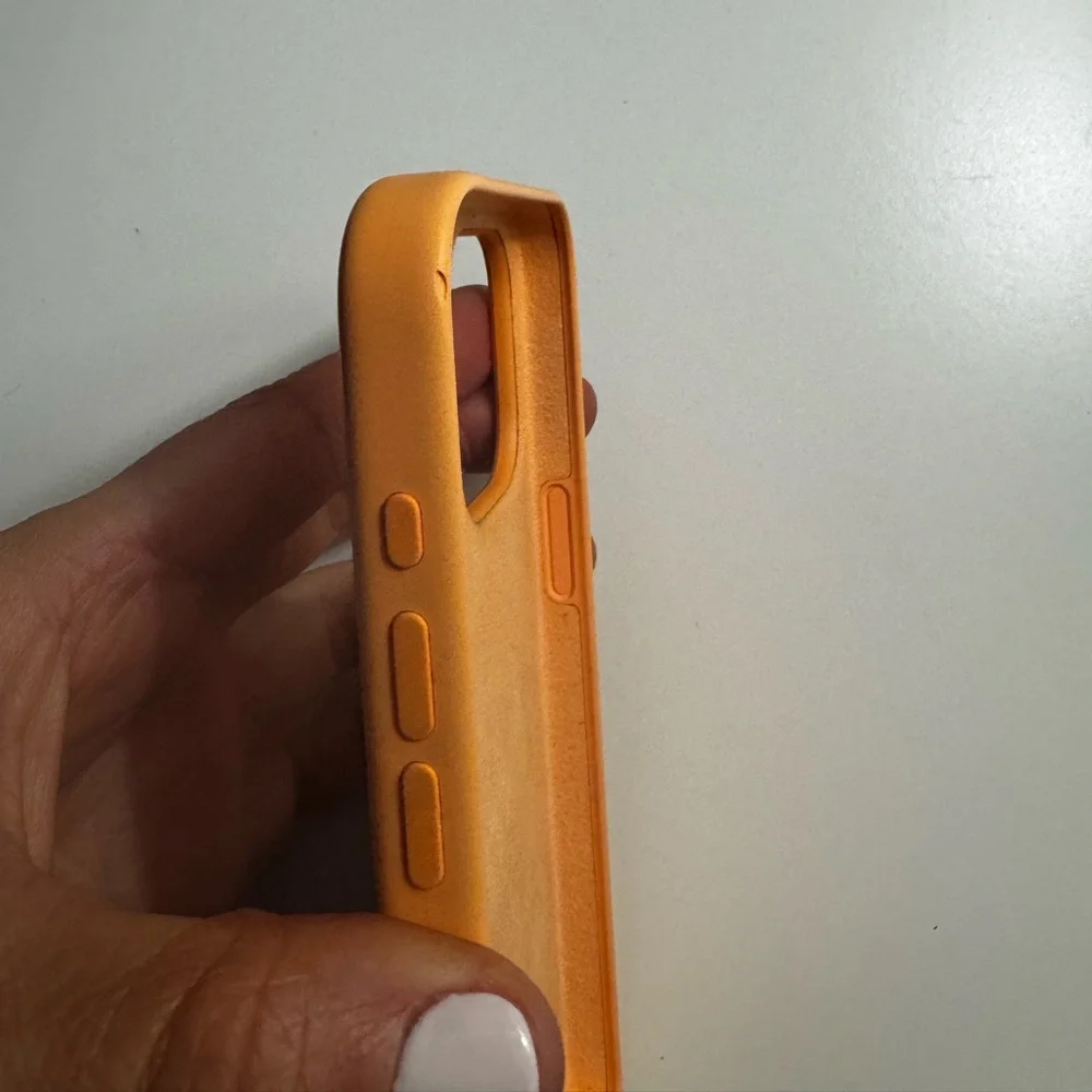 iPhone 15 Pro Max case - Picture 2 of 6